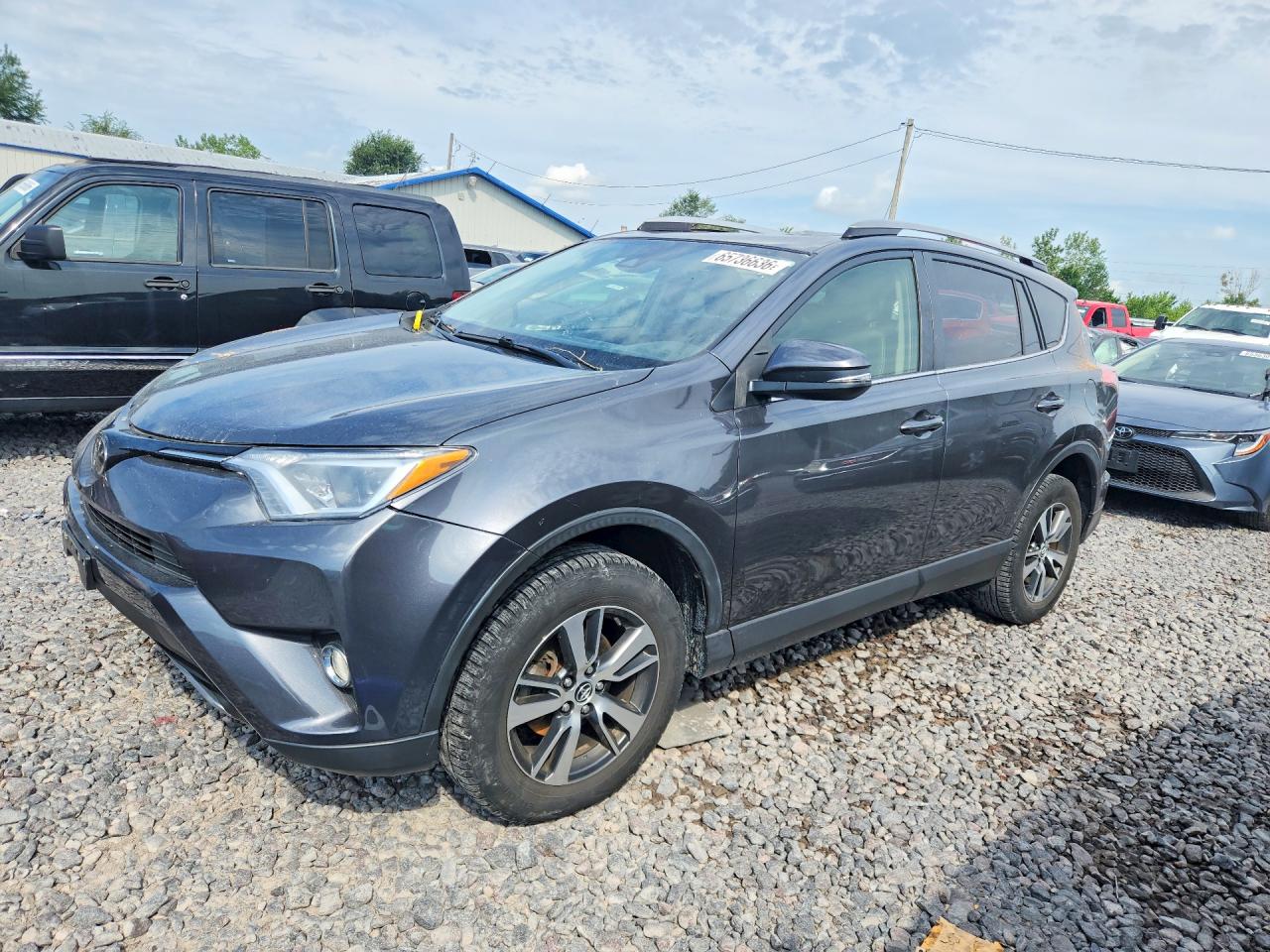 2018 TOYOTA RAV4 XLE