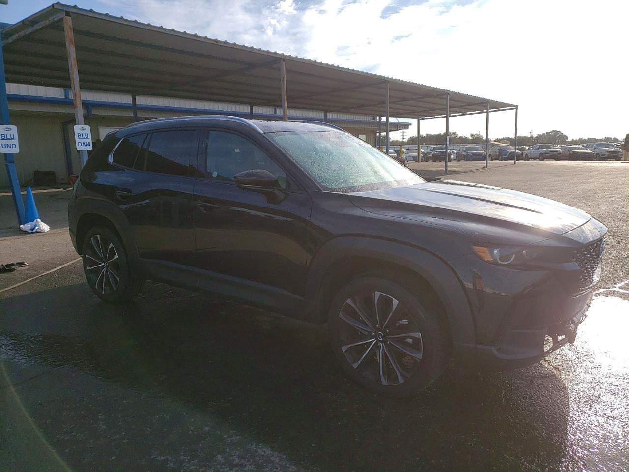 2026 MAZDA CX-50 PREMIUM — photo 4