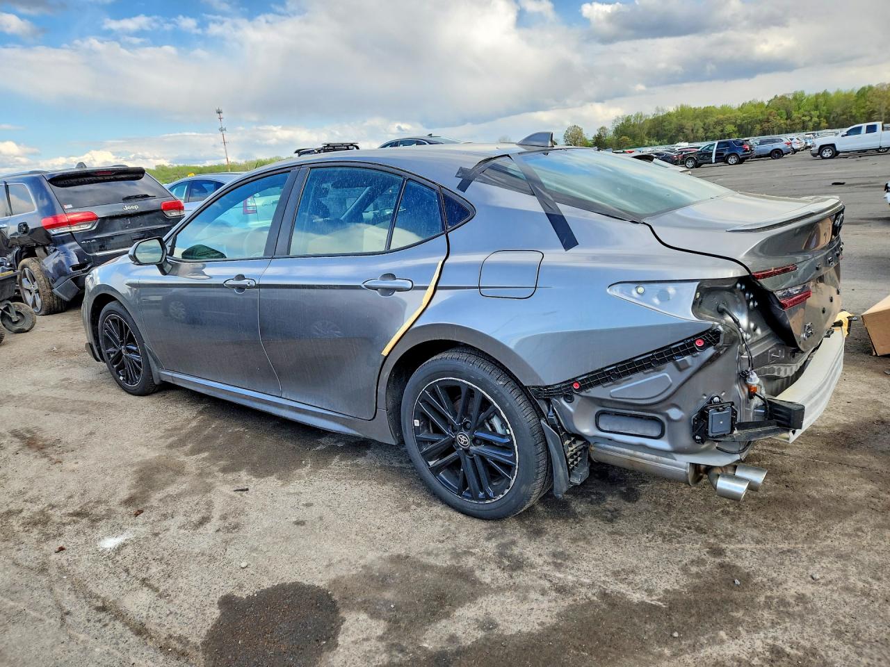 2026 TOYOTA CAMRY — снимка 2