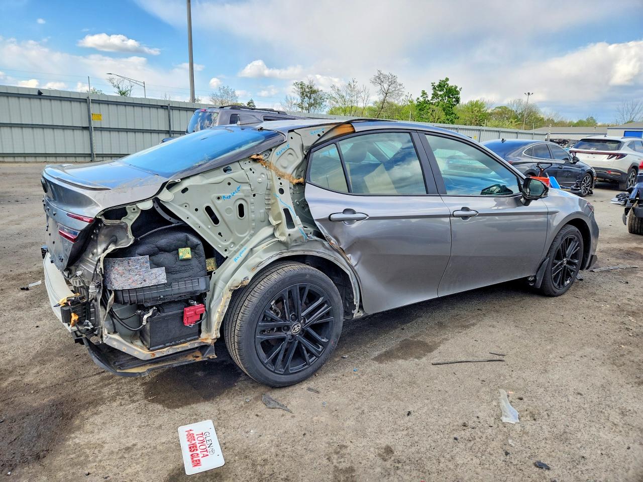 2026 TOYOTA CAMRY — снимка 3