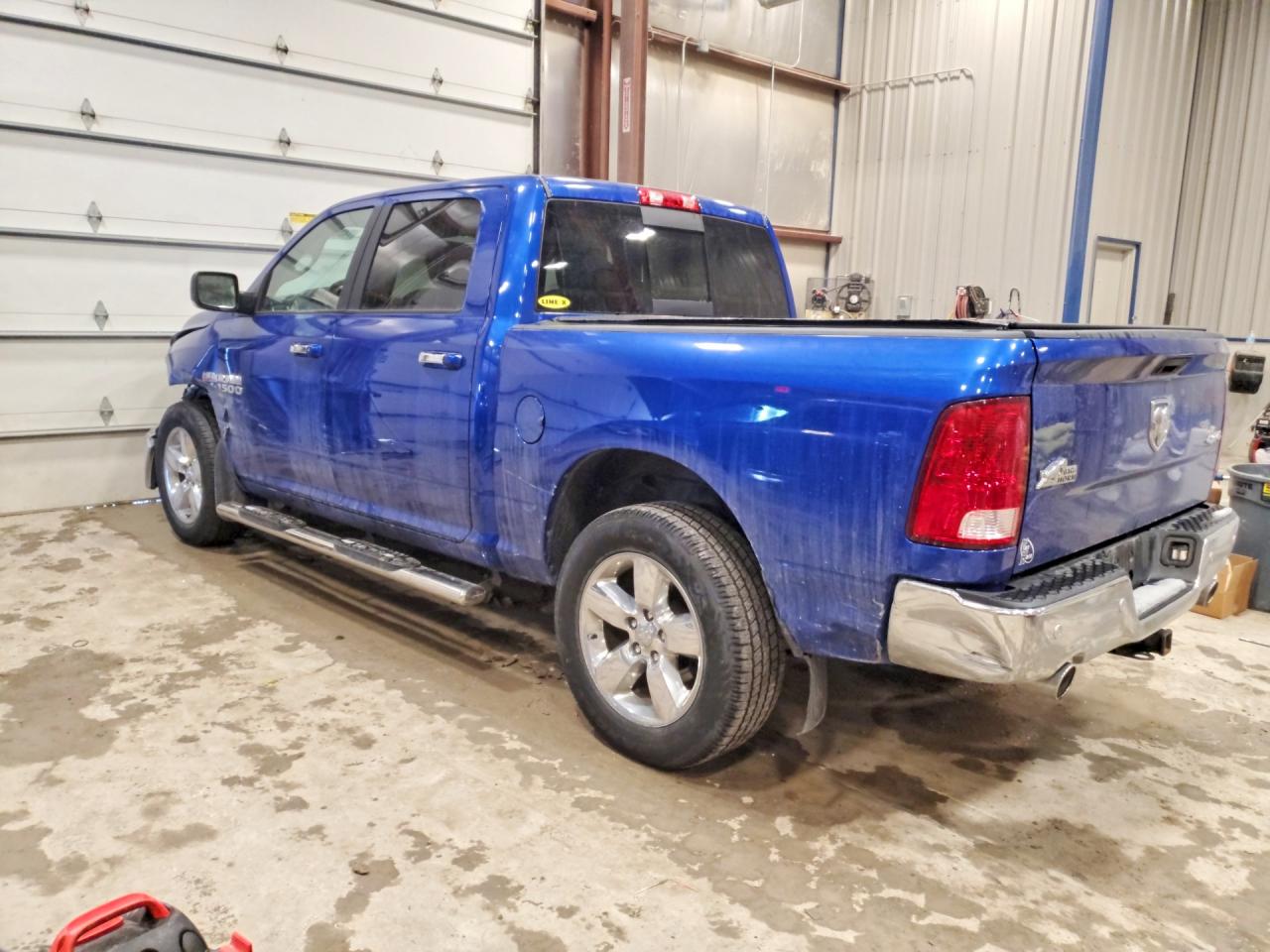 2017 RAM 1500 SLT — снимка 2