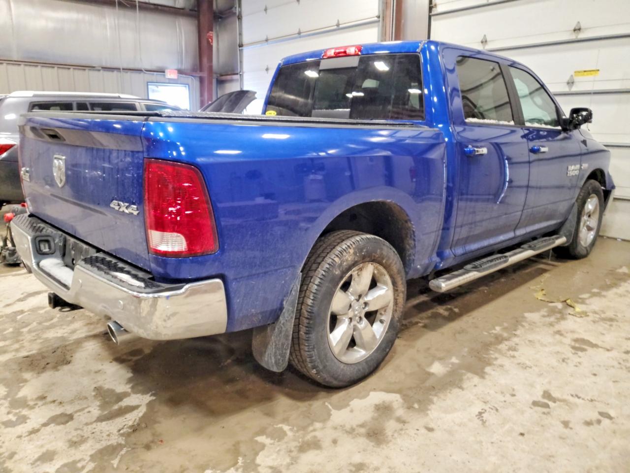 2017 RAM 1500 SLT — снимка 3