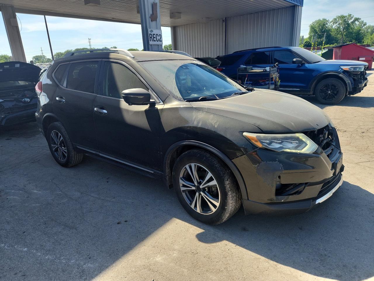 2017 NISSAN ROGUE SL — снимка 4