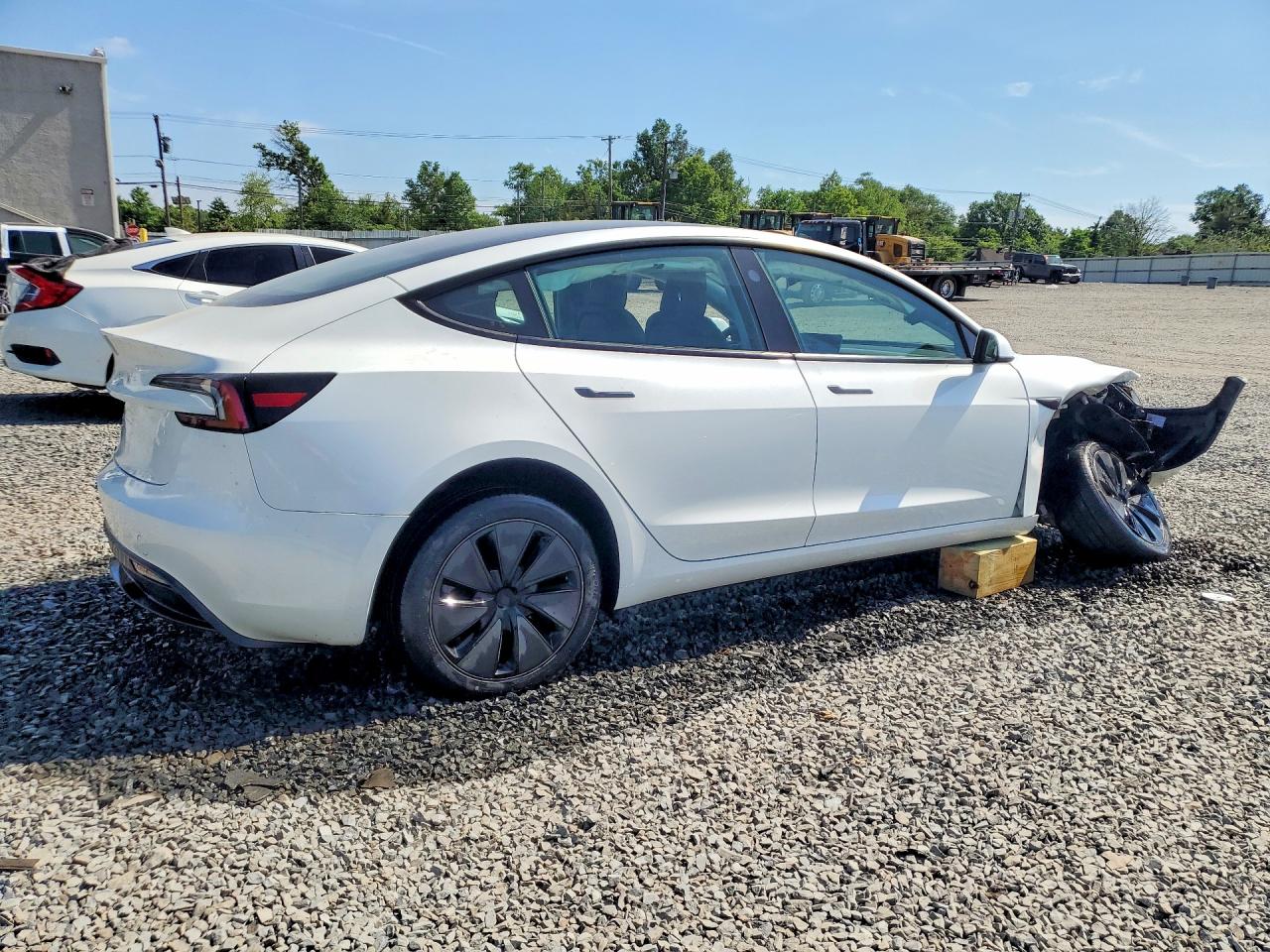 2024 TESLA MODEL 3 — снимка 3
