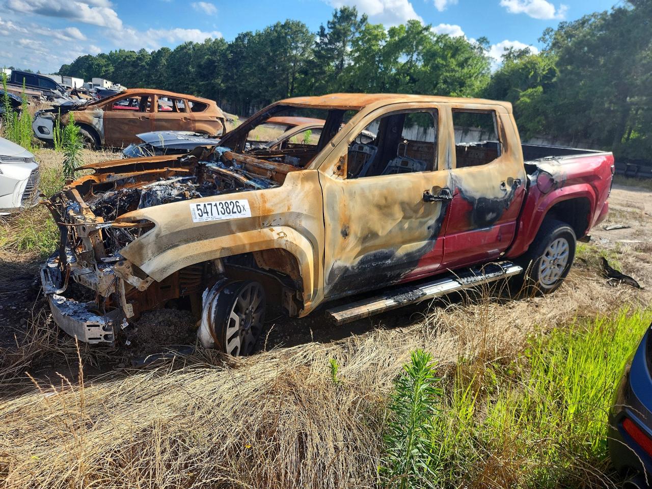 2025 TOYOTA TACOMA SR5