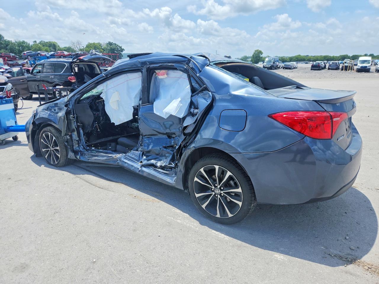 2018 TOYOTA COROLLA SE — снимка 2