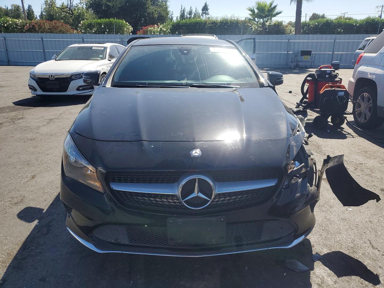 2018 MERCEDES-BENZ CLA 250 — снимка 5