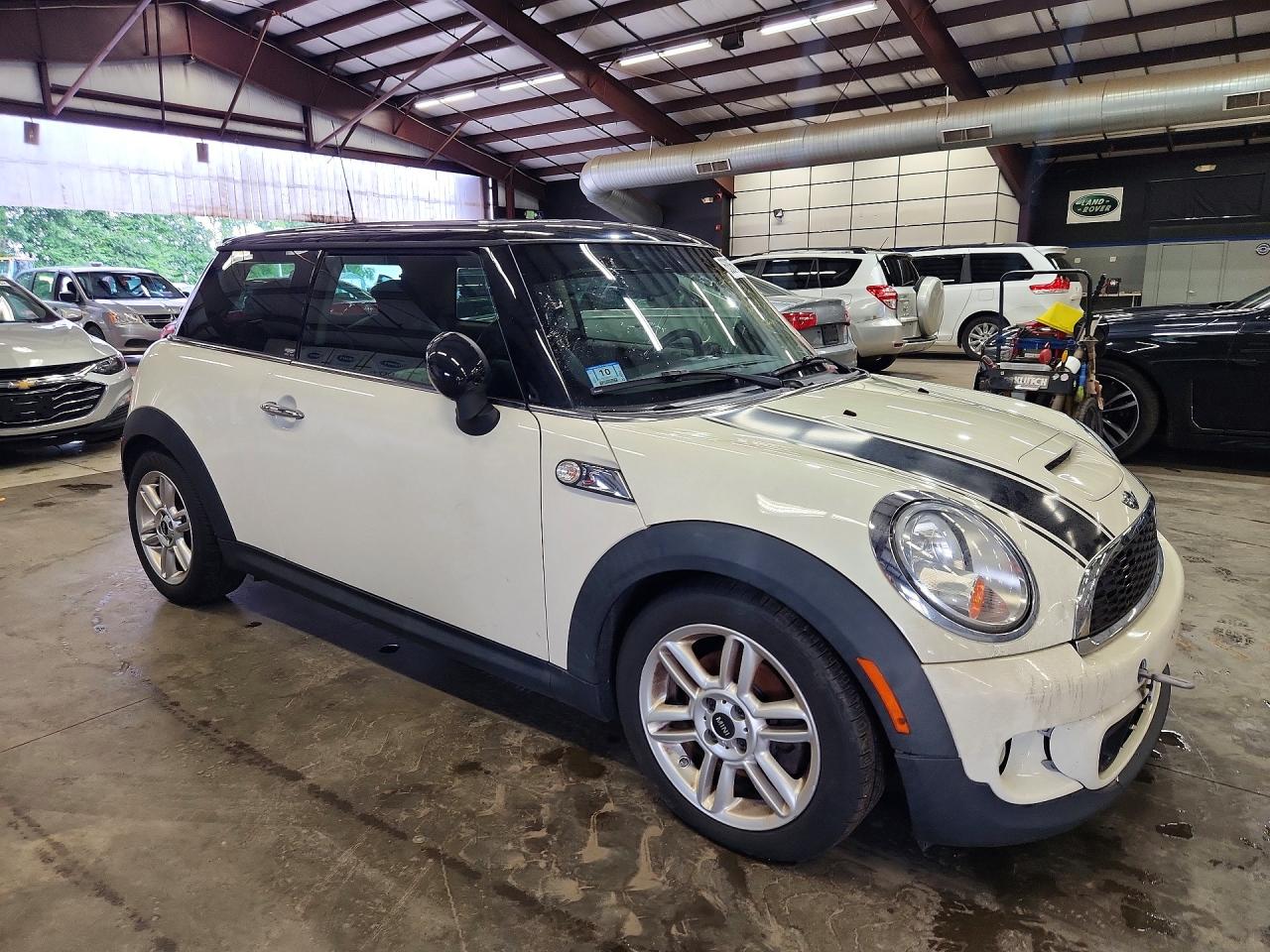 2013 MINI COOPER S — снимка 4
