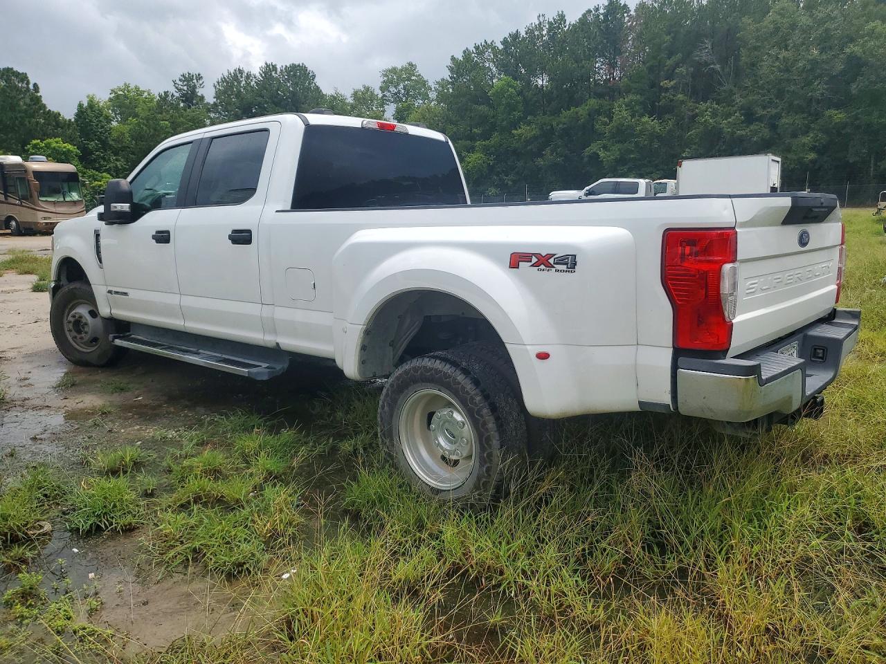 2022 FORD F350 SUPER DUTY — снимка 2