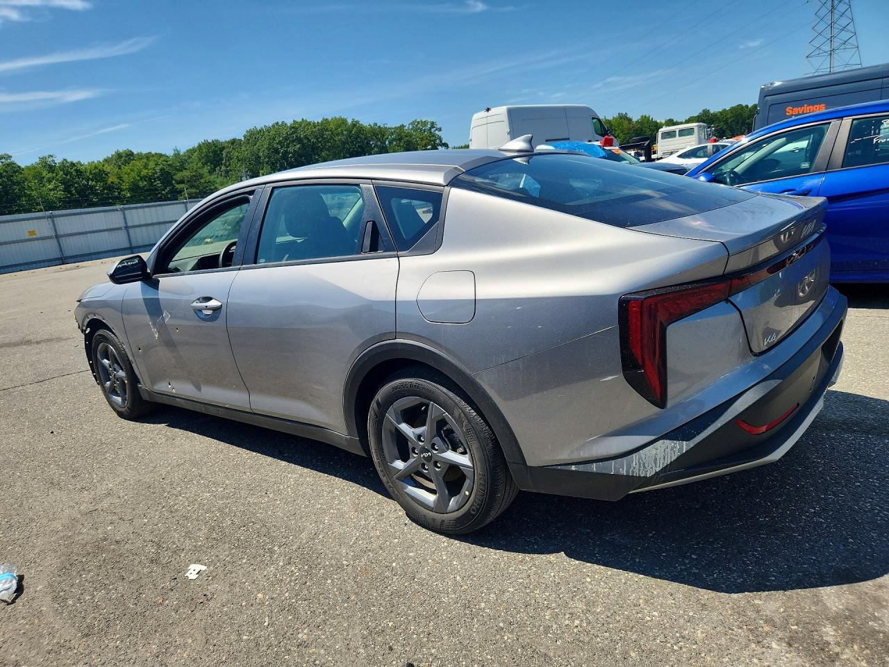 2025 KIA K4 LXS — снимка 2