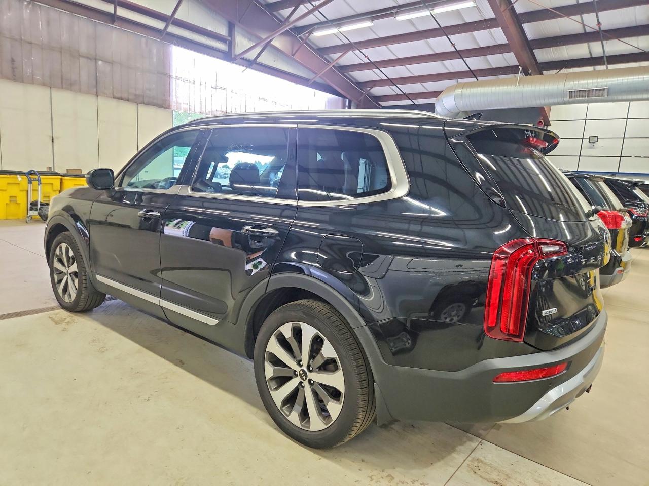 2021 KIA TELLURIDE S — снимка 2