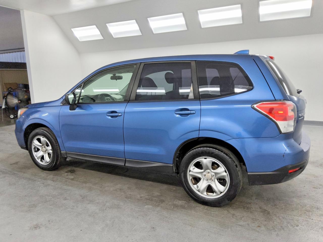 2017 SUBARU FORESTER 2.5I — снимка 2