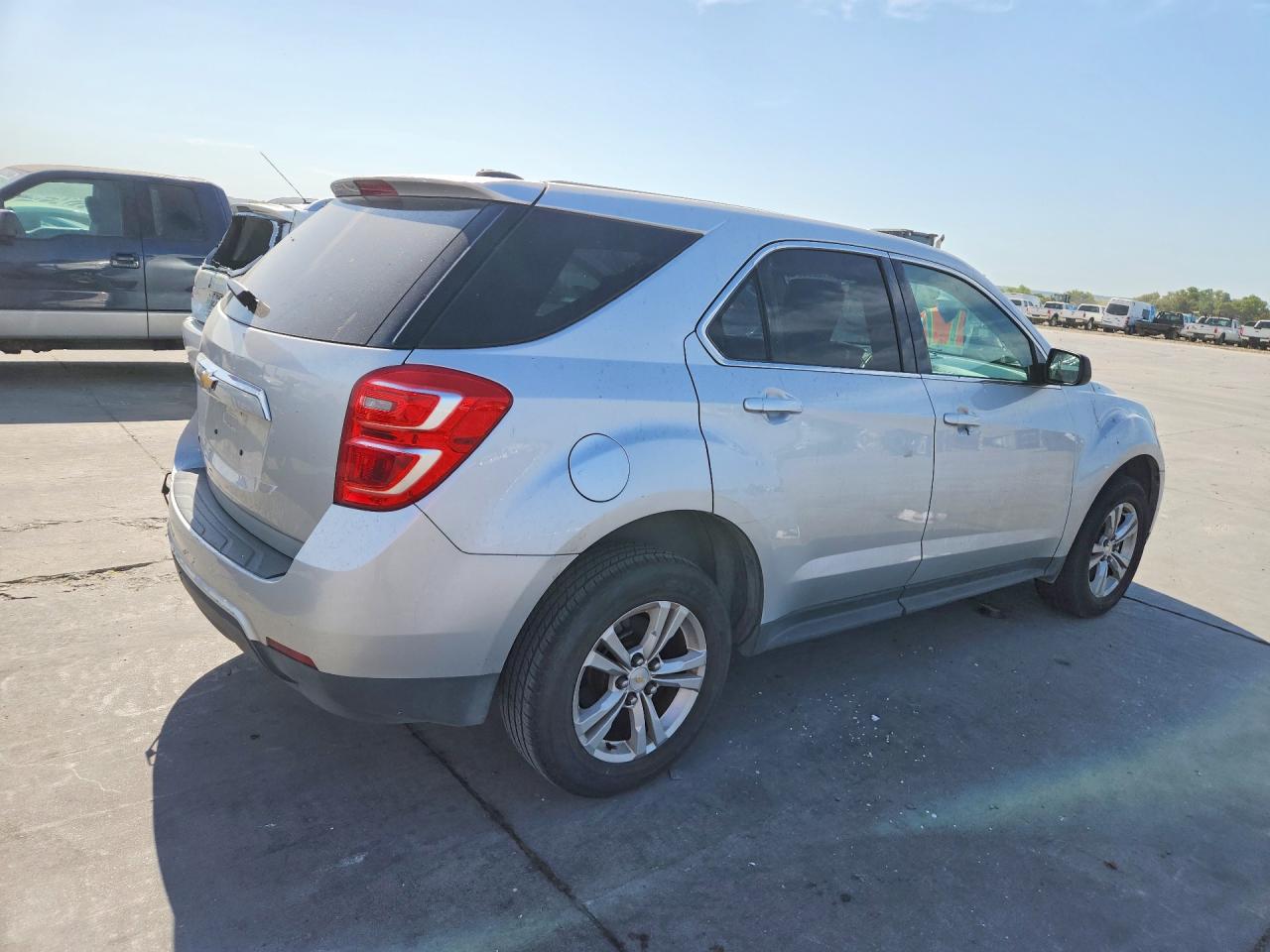 2017 CHEVROLET EQUINOX LS — снимка 3