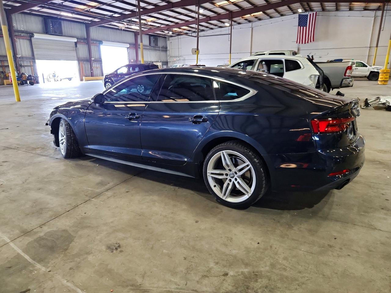 2018 AUDI A5 PREMIUM PLUS S-LINE — снимка 2