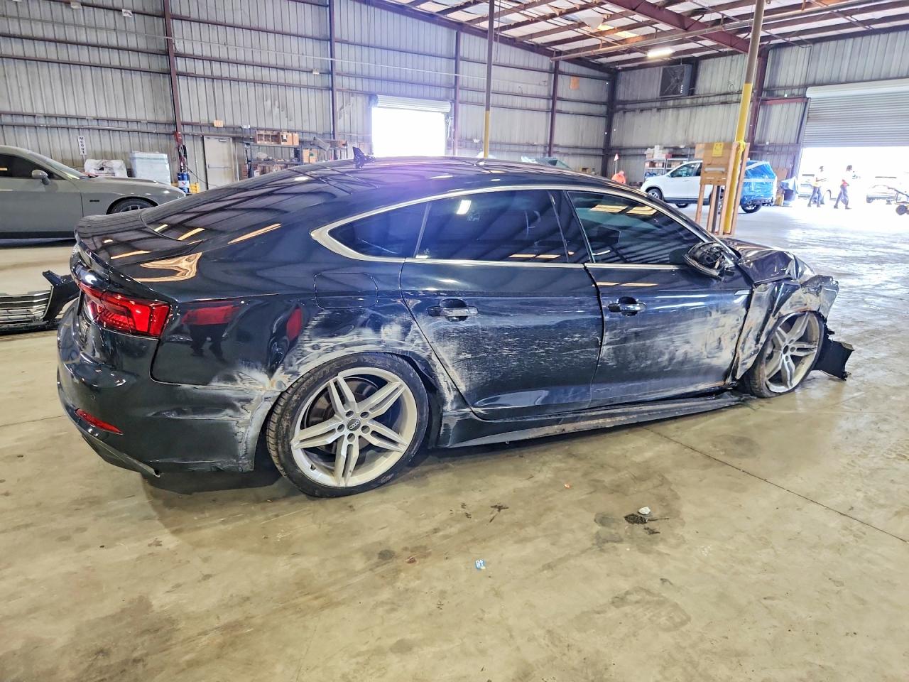 2018 AUDI A5 PREMIUM PLUS S-LINE — снимка 3