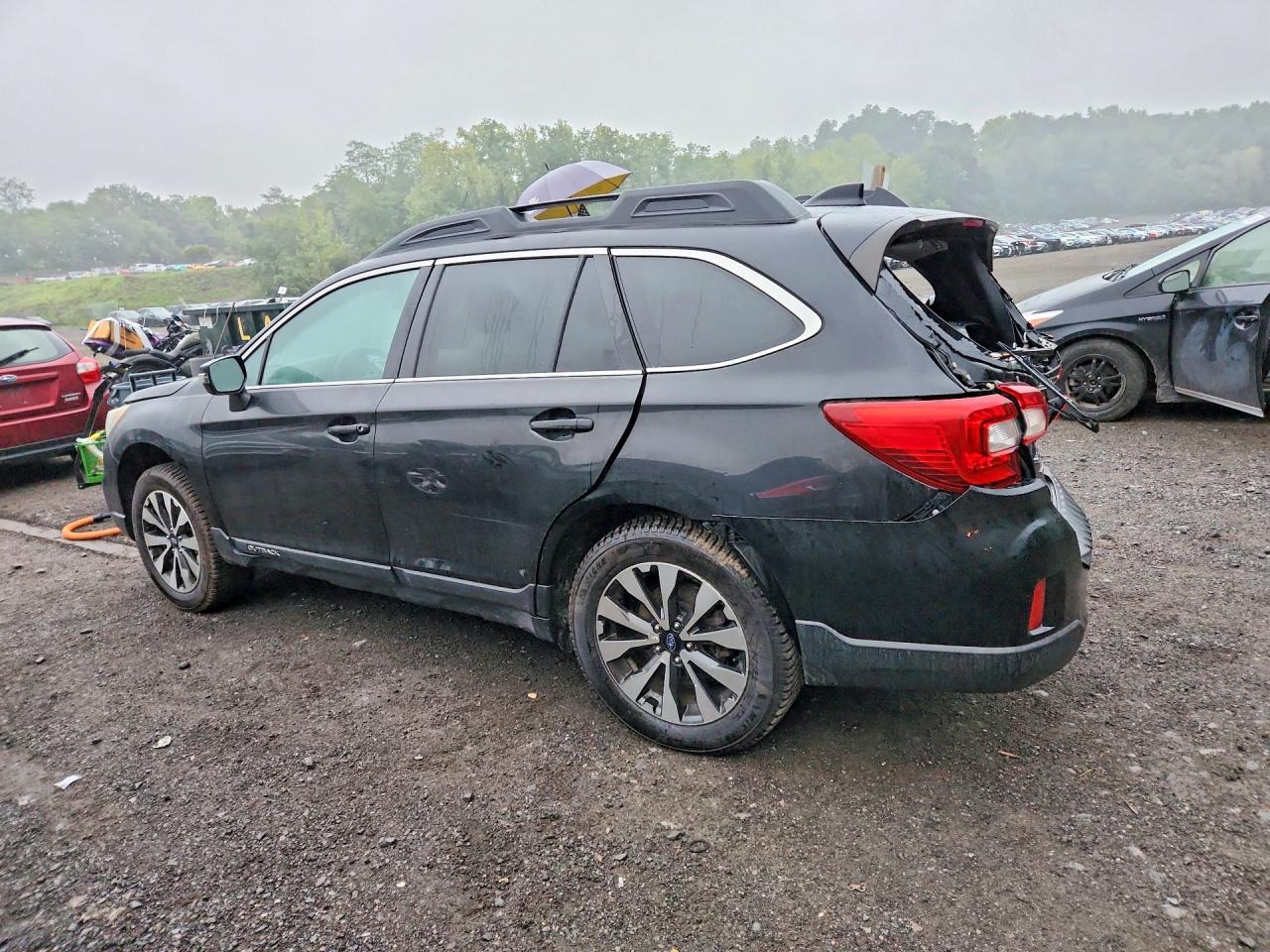 2016 SUBARU OUTBACK 3.6R LIMITED — снимка 2