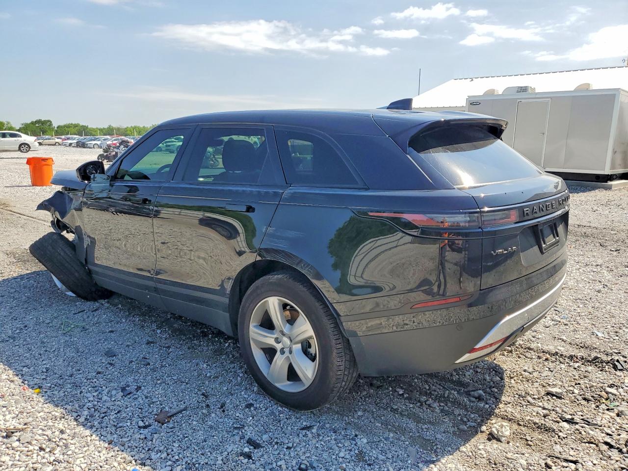 2025 LAND ROVER RANGE ROVER VELAR S — снимка 2