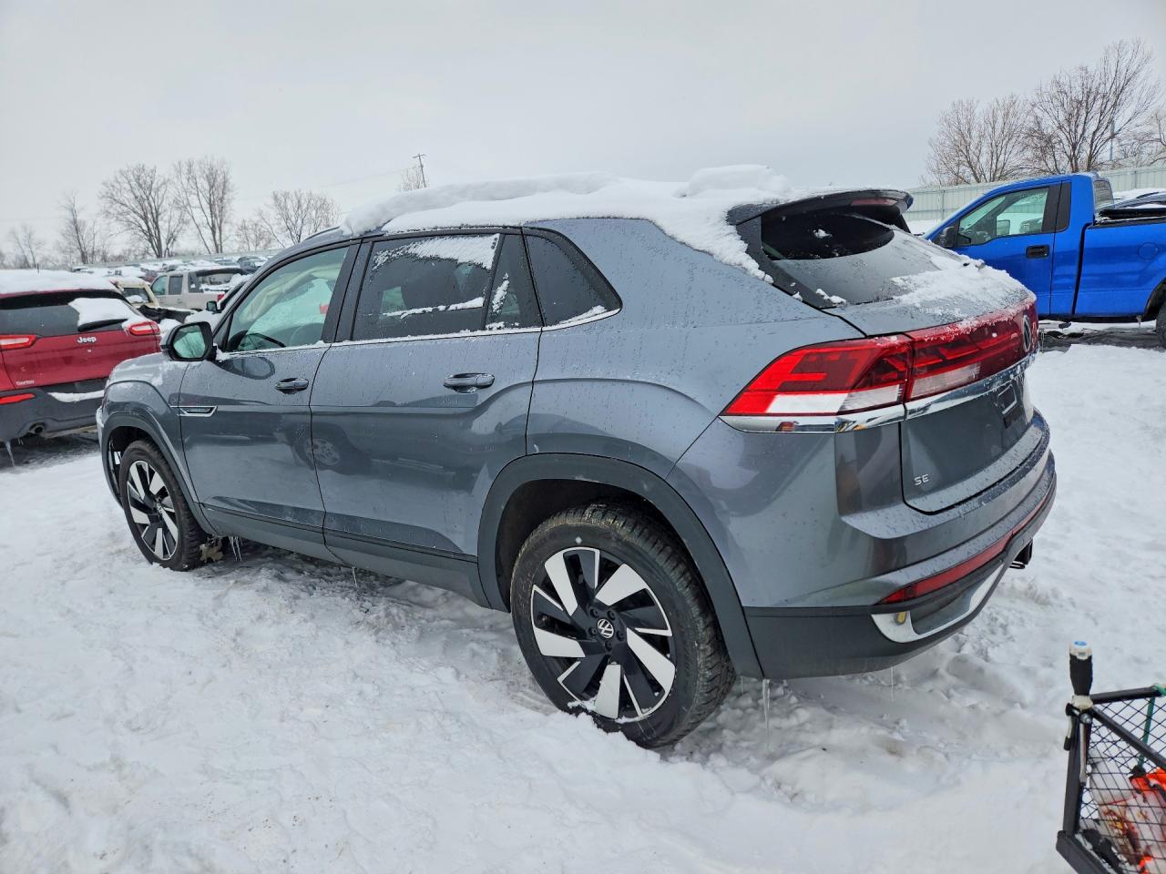 2024 VOLKSWAGEN ATLAS CROSS SPORT SE — снимка 2