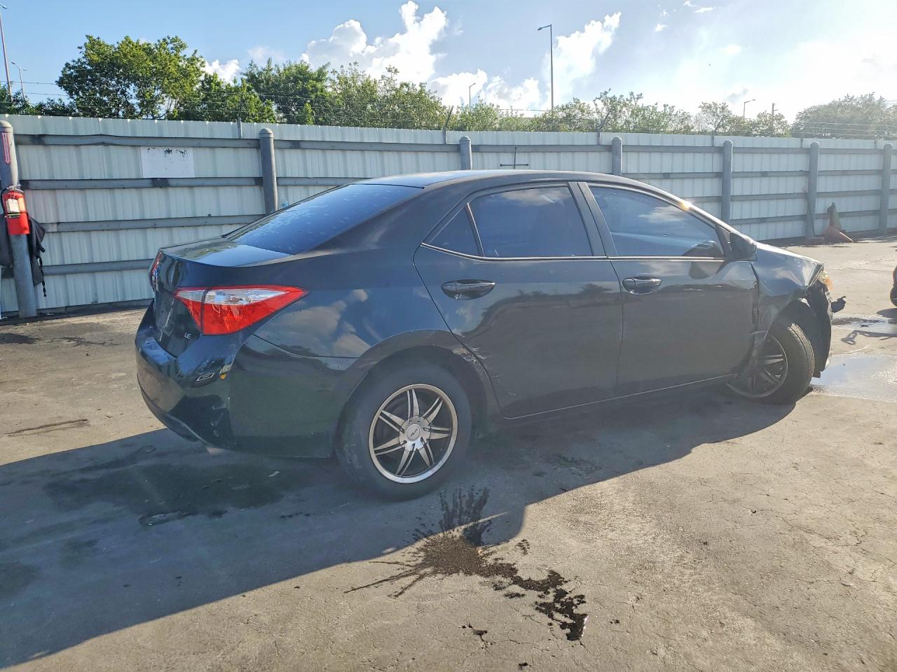 2015 TOYOTA COROLLA LE — снимка 3