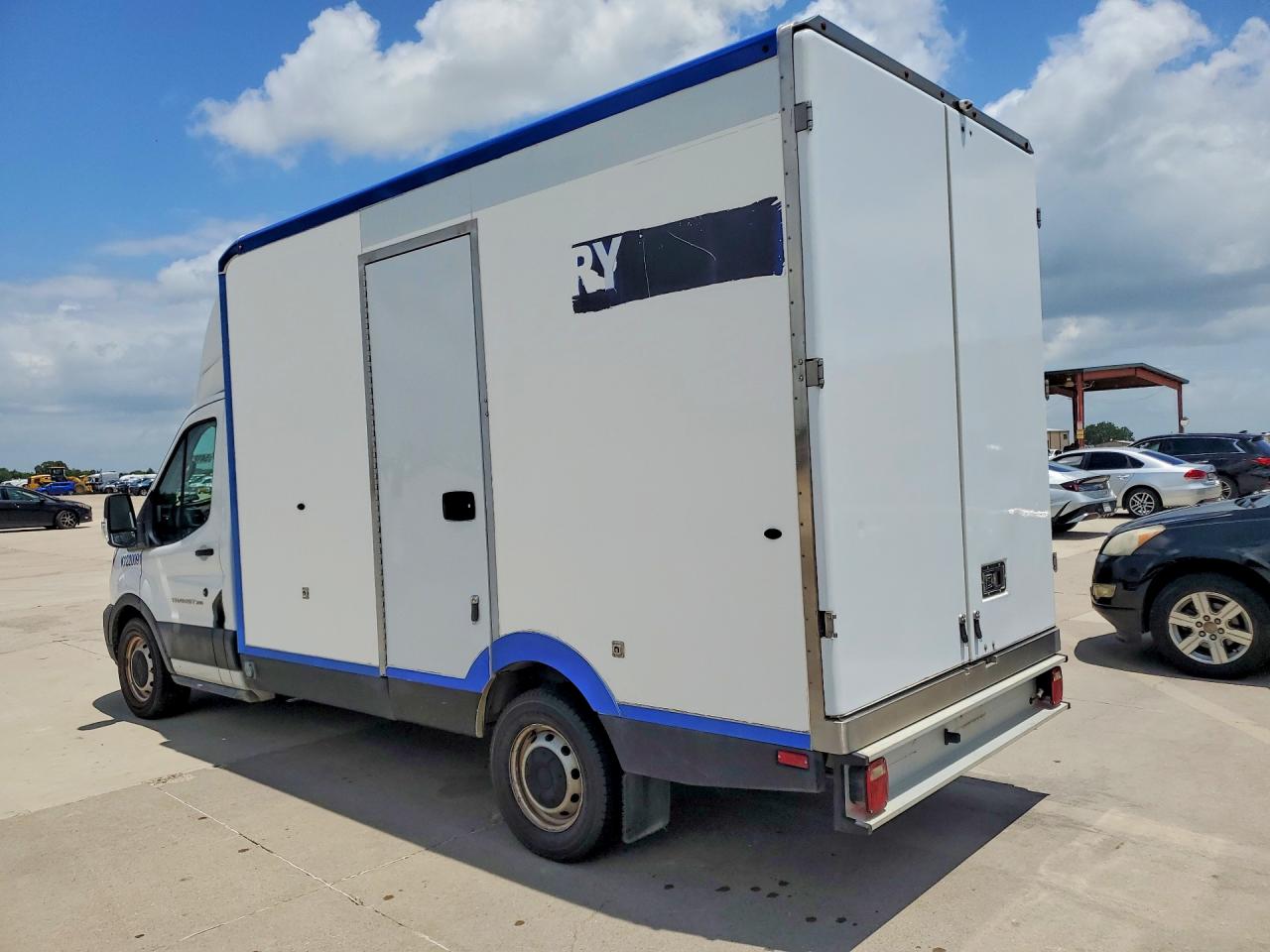 2022 FORD TRANSIT T-350 — снимка 2