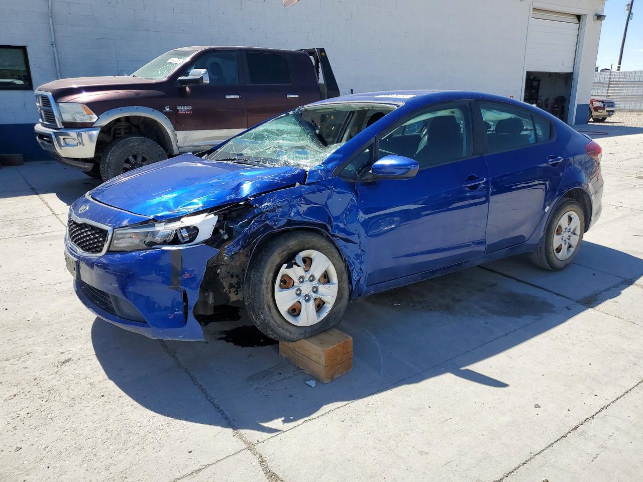 2018 KIA FORTE LX