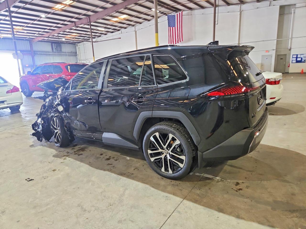 2026 TOYOTA RAV4 LIMITED — снимка 2