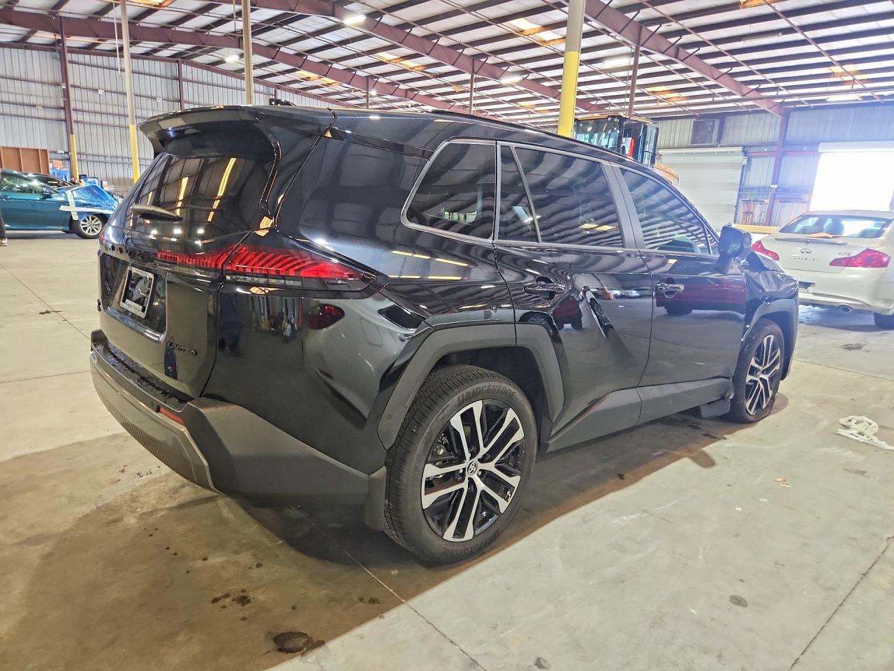 2026 TOYOTA RAV4 LIMITED — снимка 3