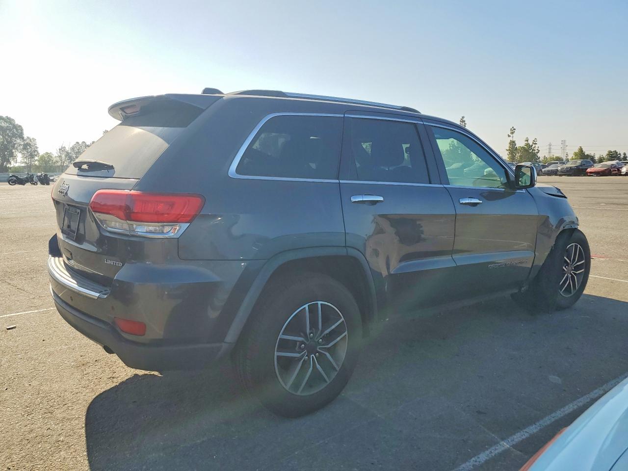 2019 JEEP GRAND CHEROKEE LIMITED — снимка 3