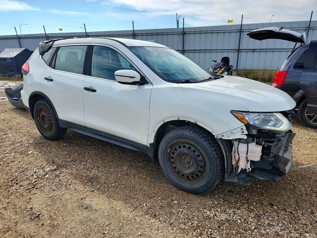 2017 NISSAN ROGUE SV — снимка 4