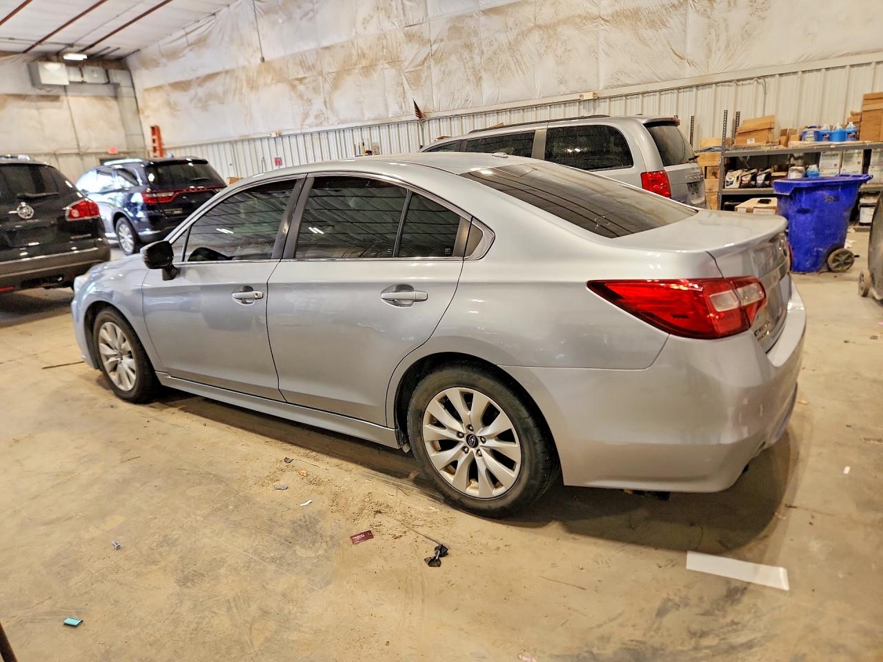 2015 SUBARU LEGACY 2.5I PREMIUM — снимка 2