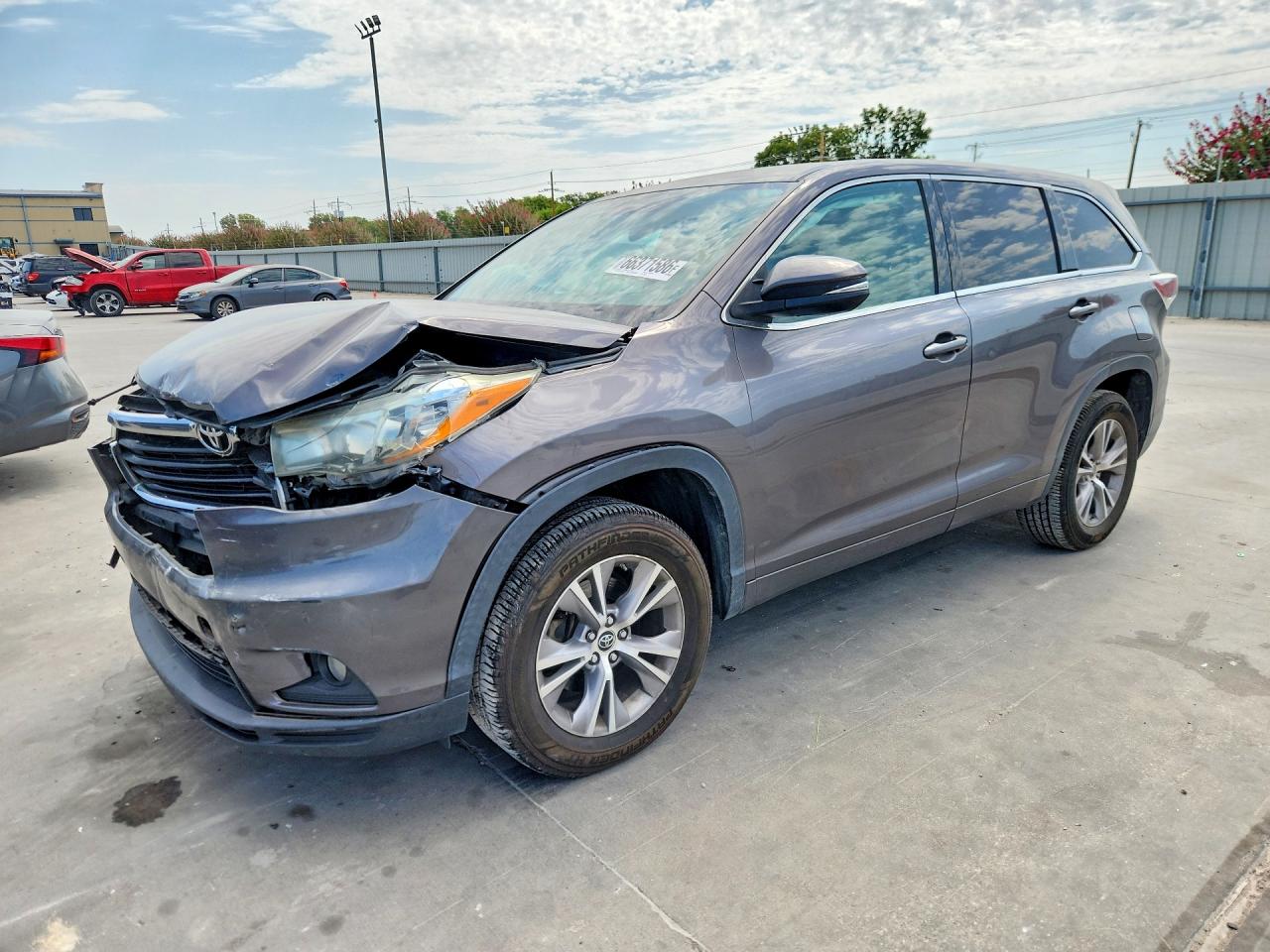 2016 TOYOTA HIGHLANDER LE PLUS