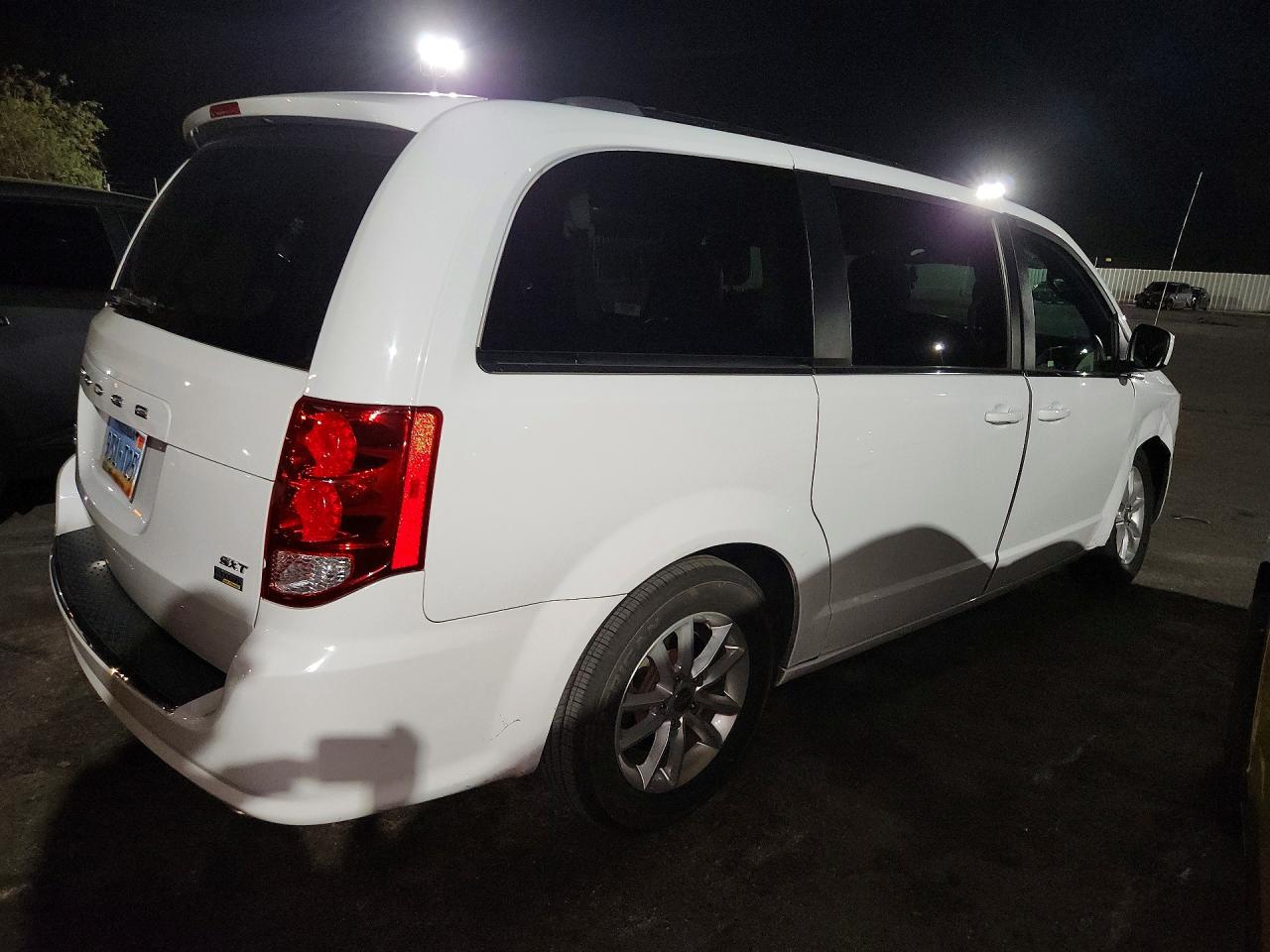 2019 DODGE GRAND CARAVAN SXT — снимка 3