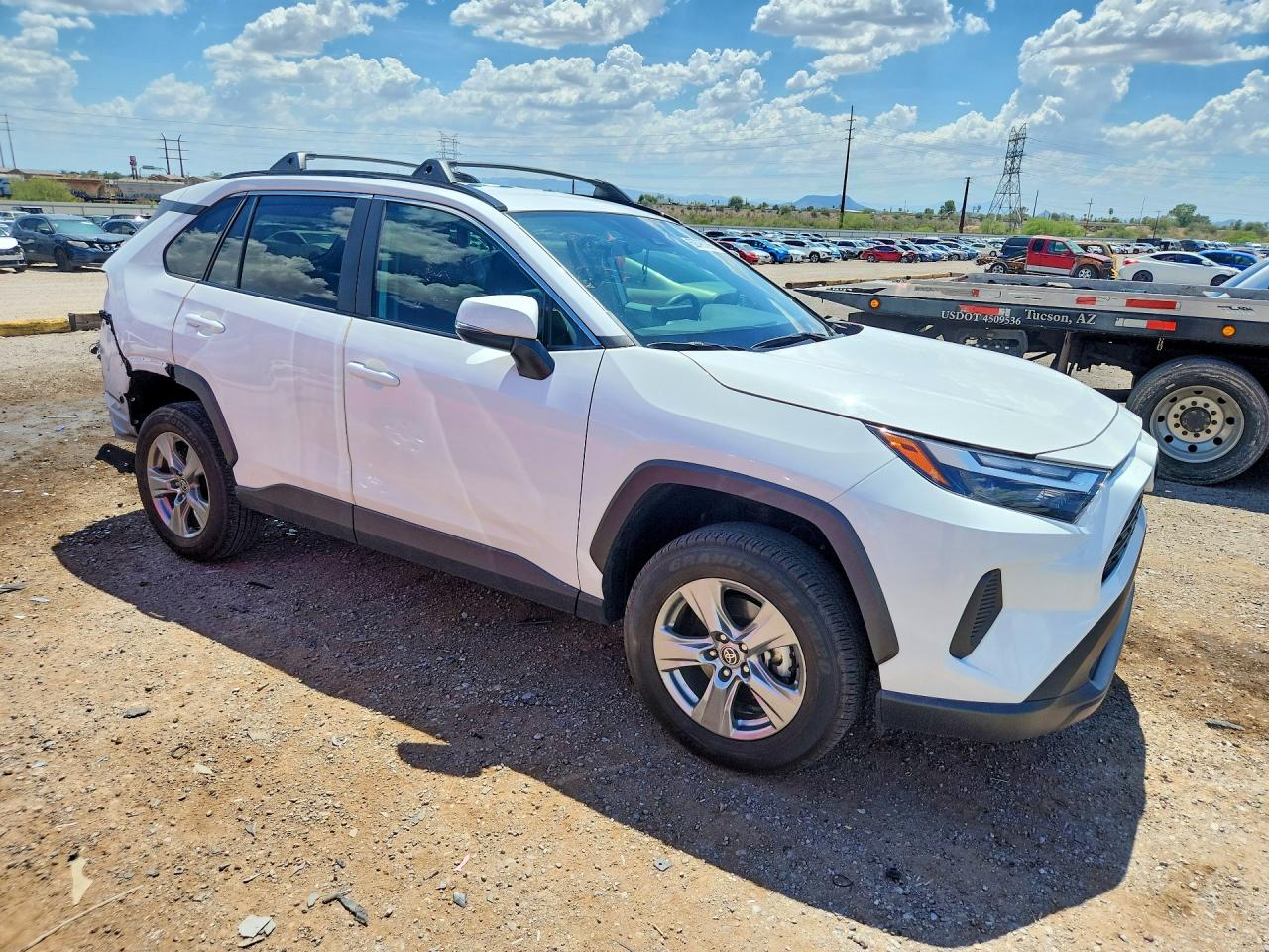 2024 TOYOTA RAV4 XLE — снимка 4