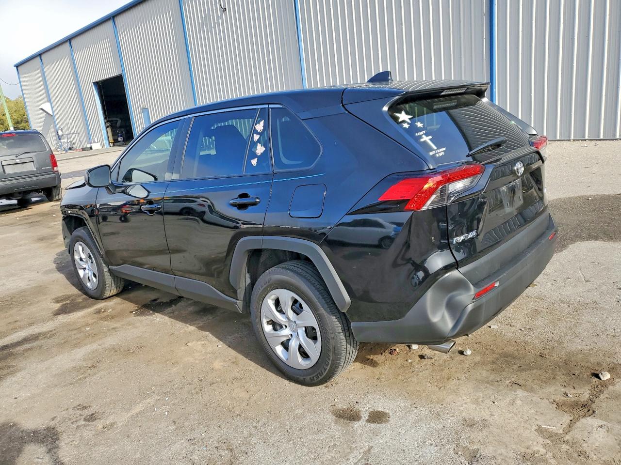 2025 TOYOTA RAV4 LE — снимка 2