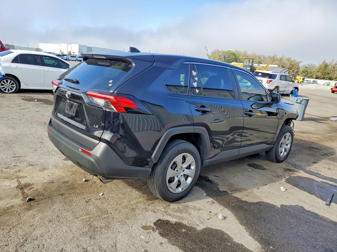 2025 TOYOTA RAV4 LE — снимка 3