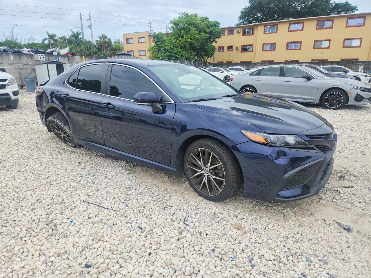 2022 TOYOTA CAMRY SE — снимка 4