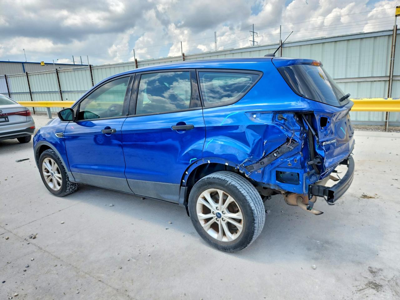 2019 FORD ESCAPE S — снимка 2