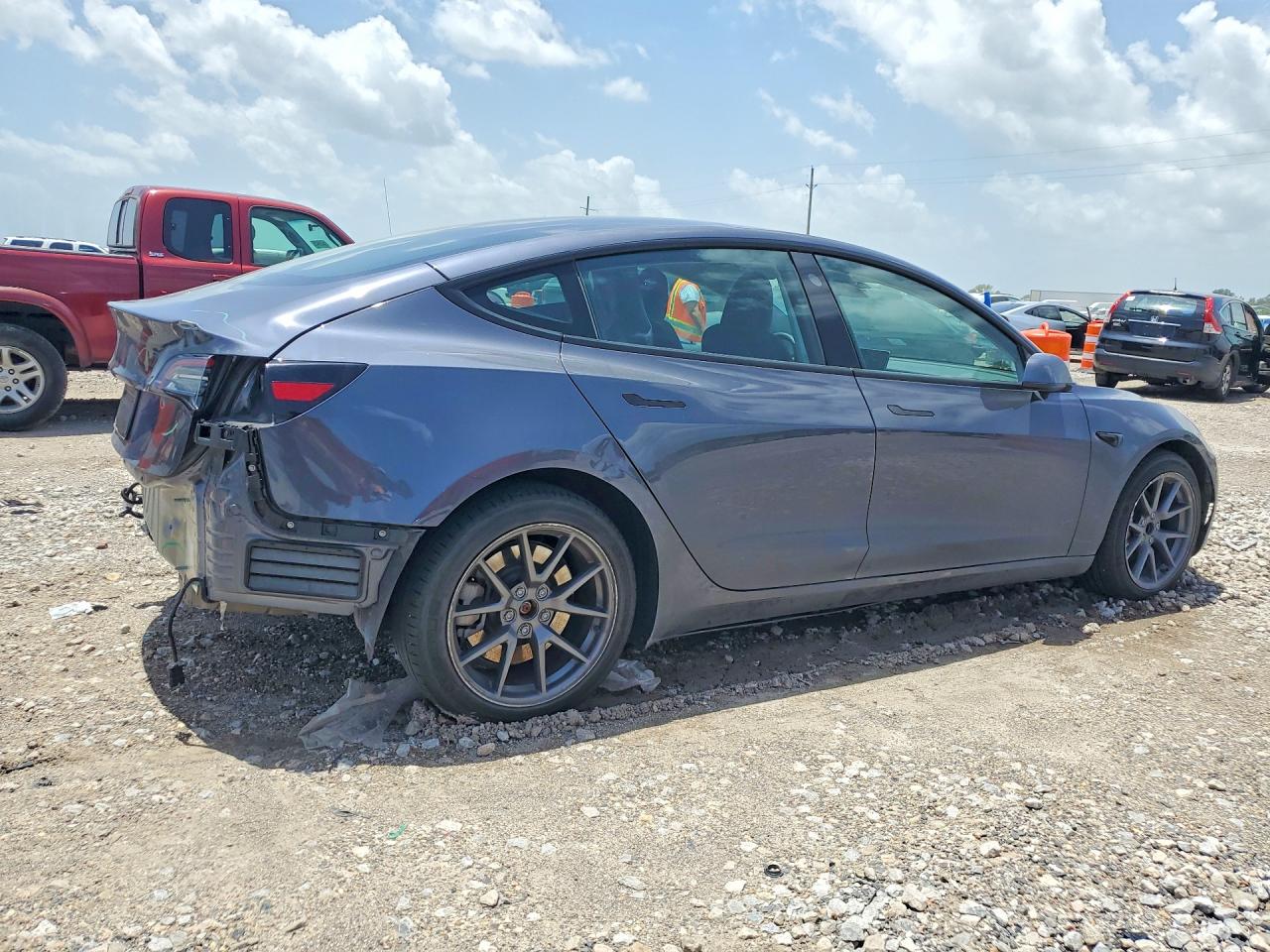 2023 TESLA MODEL 3 — снимка 3