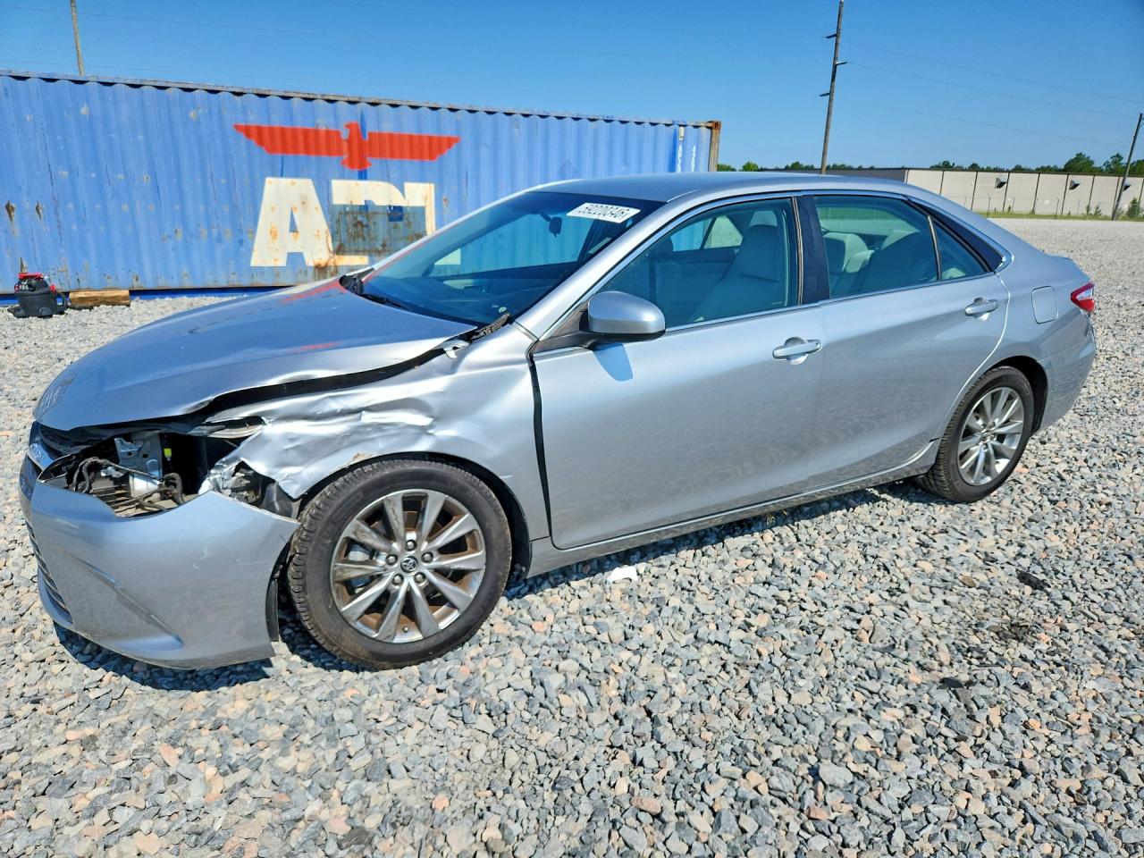 2015 TOYOTA CAMRY XLE