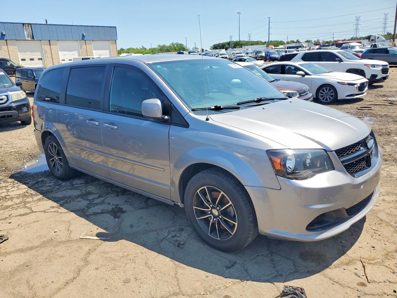 2015 DODGE GRAND CARAVAN SE — снимка 4