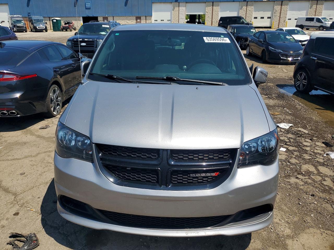 2015 DODGE GRAND CARAVAN SE — снимка 5