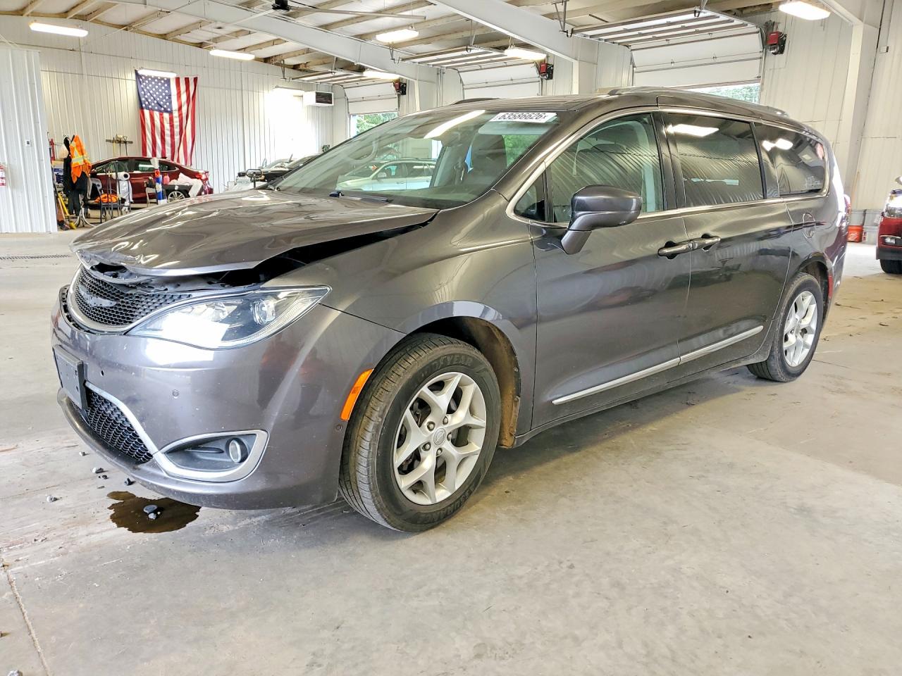 2017 CHRYSLER PACIFICA TOURING L PLUS