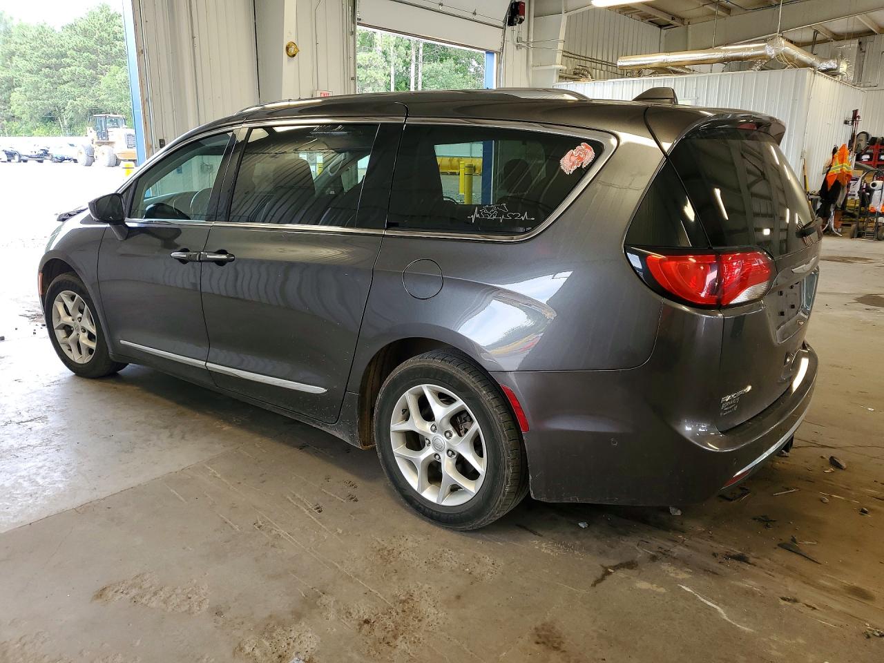 2017 CHRYSLER PACIFICA TOURING L PLUS — снимка 2