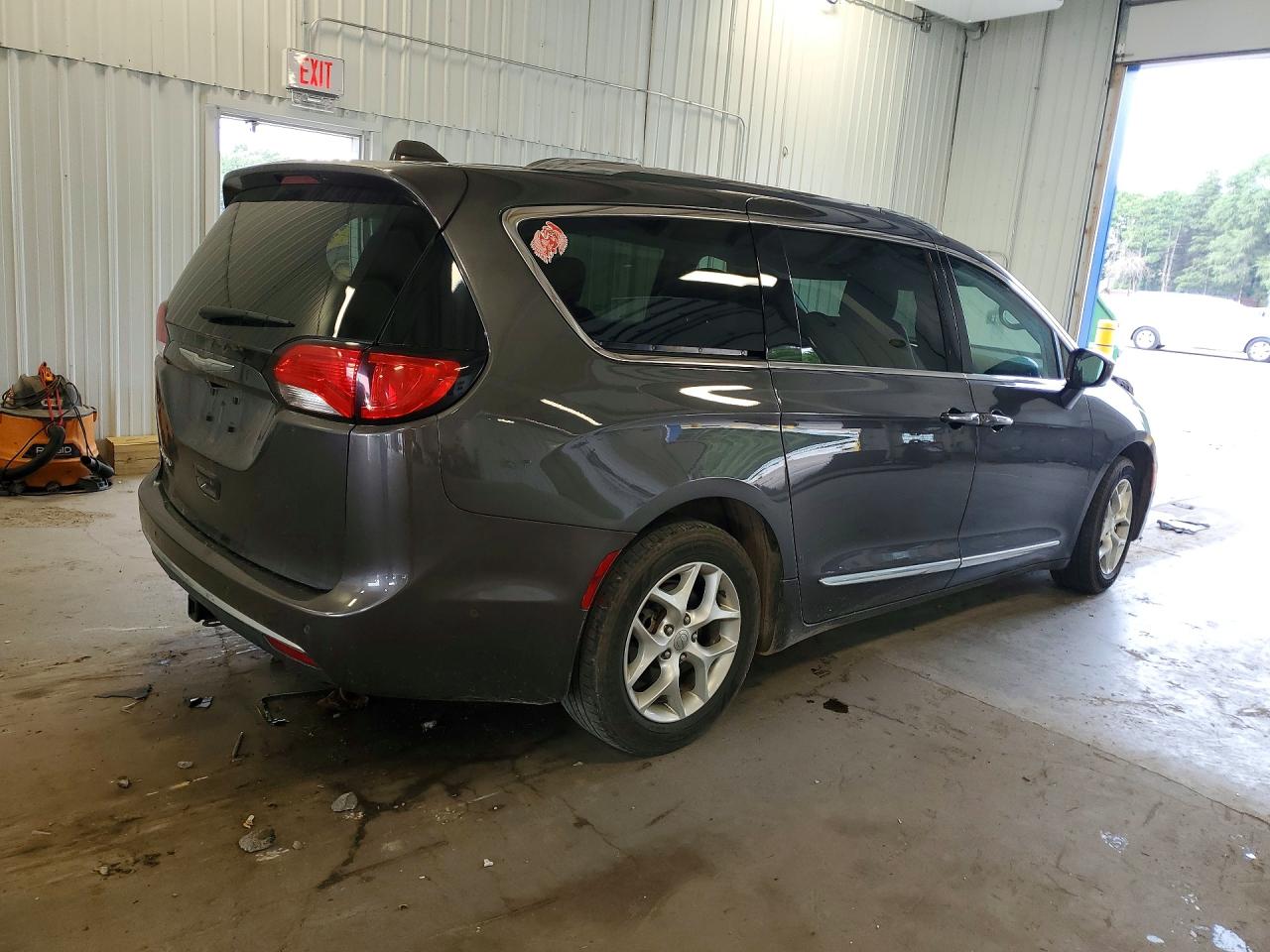2017 CHRYSLER PACIFICA TOURING L PLUS — снимка 3