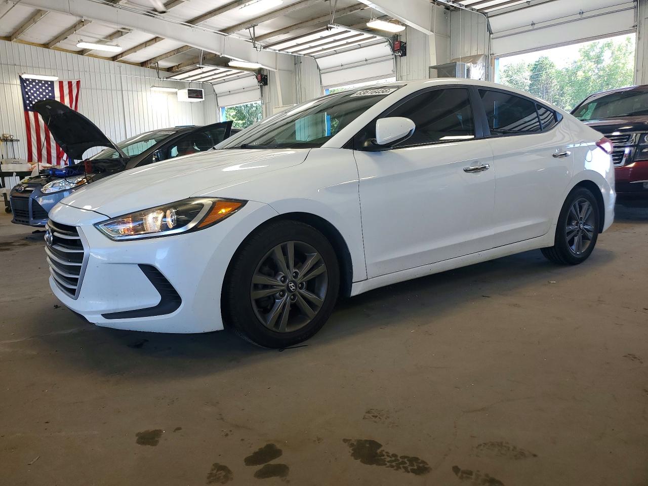 2017 HYUNDAI ELANTRA SE
