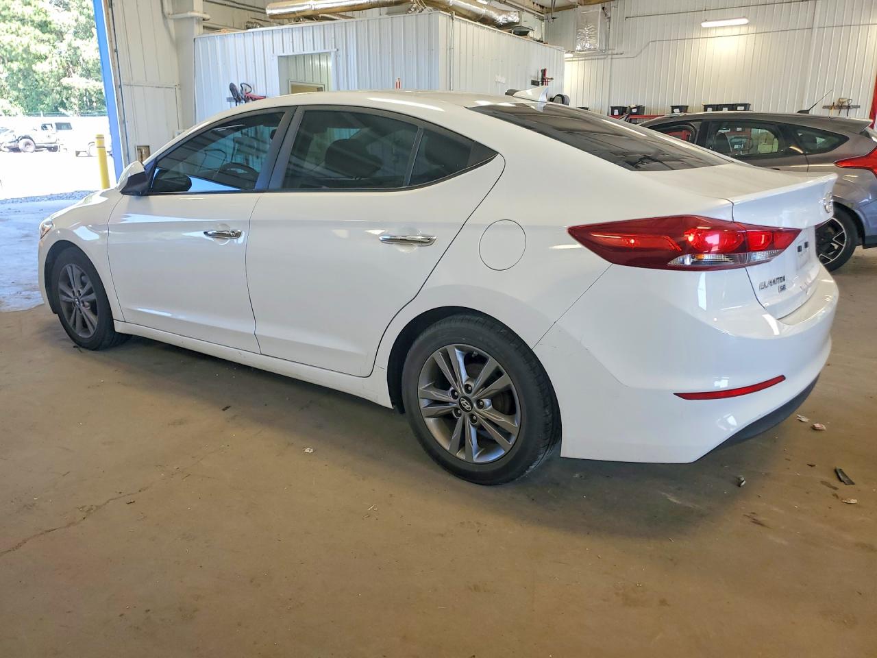 2017 HYUNDAI ELANTRA SE — снимка 2