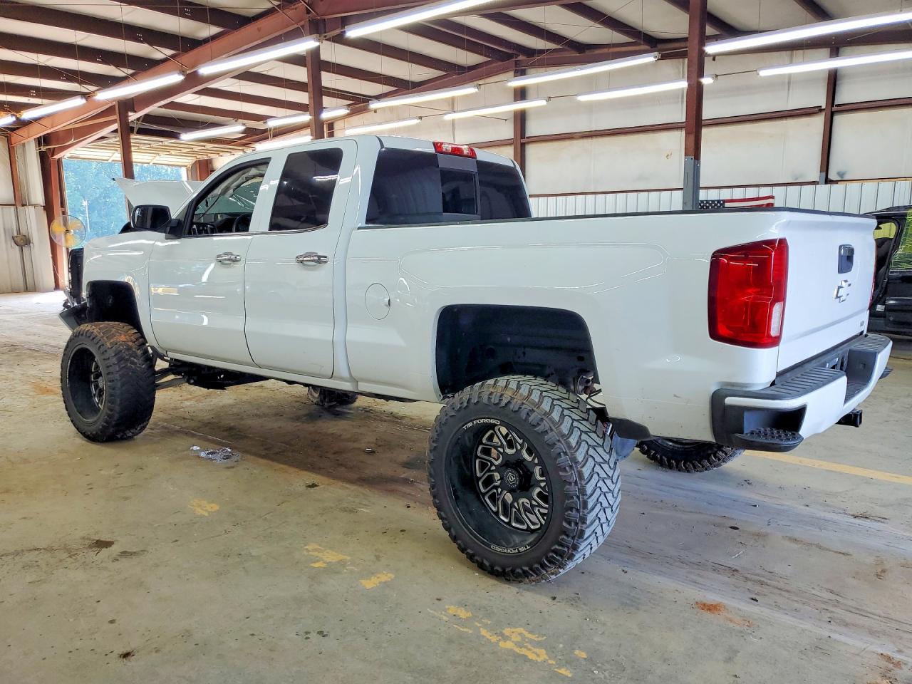 2016 CHEVROLET SILVERADO K1500 LTZ — снимка 2