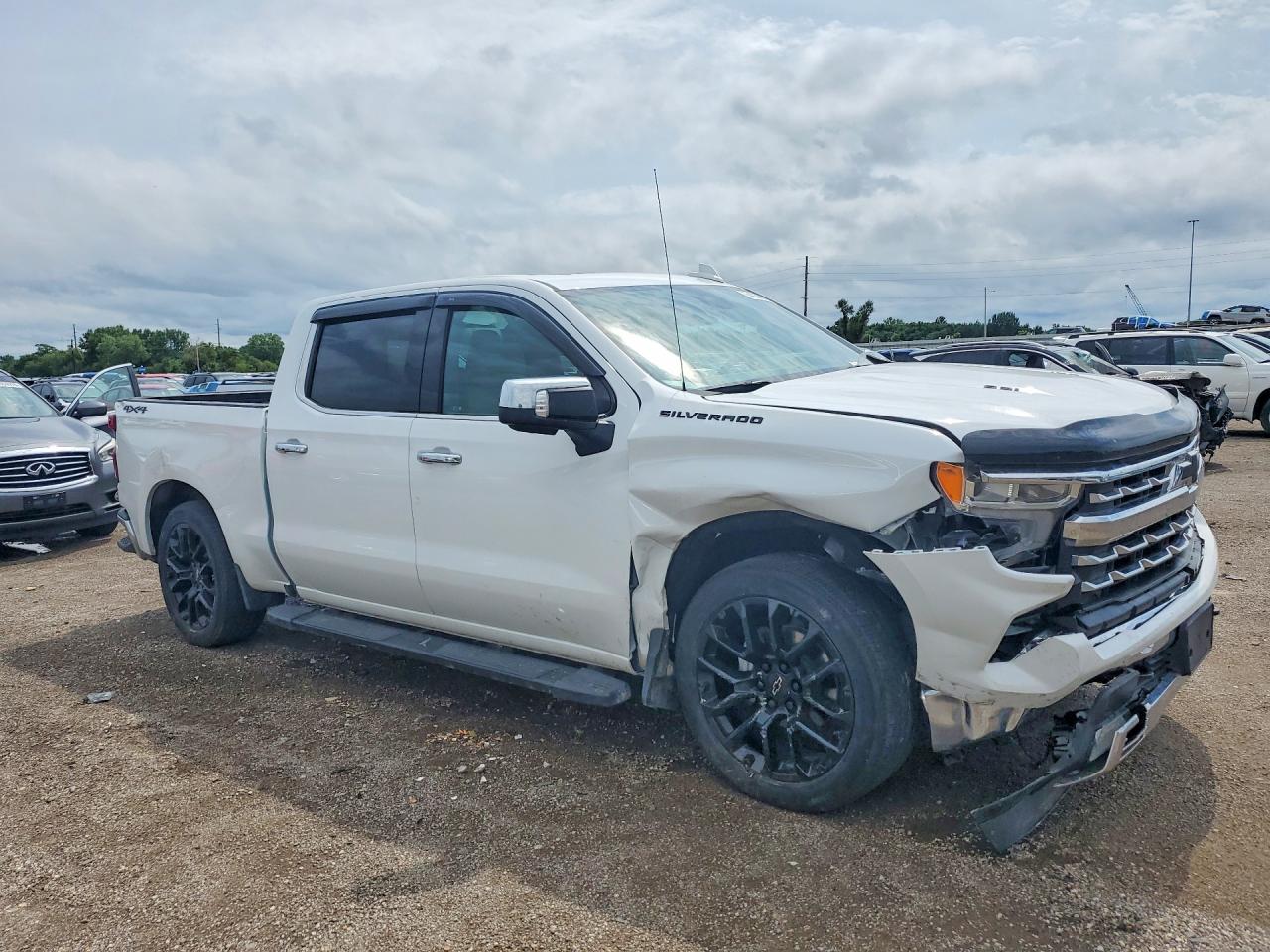 2025 CHEVROLET SILVERADO K1500 LTZ — снимка 4