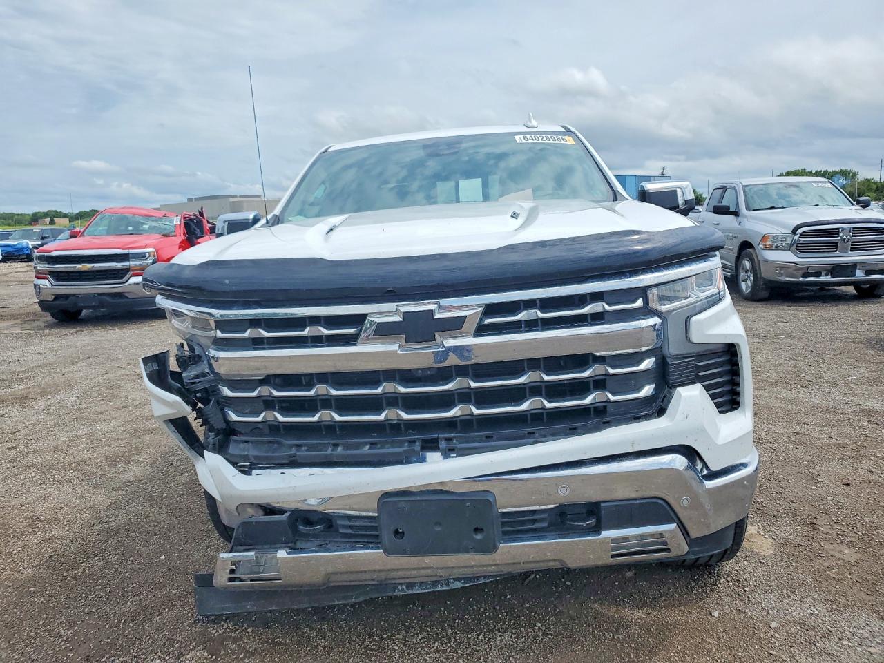 2025 CHEVROLET SILVERADO K1500 LTZ — снимка 5