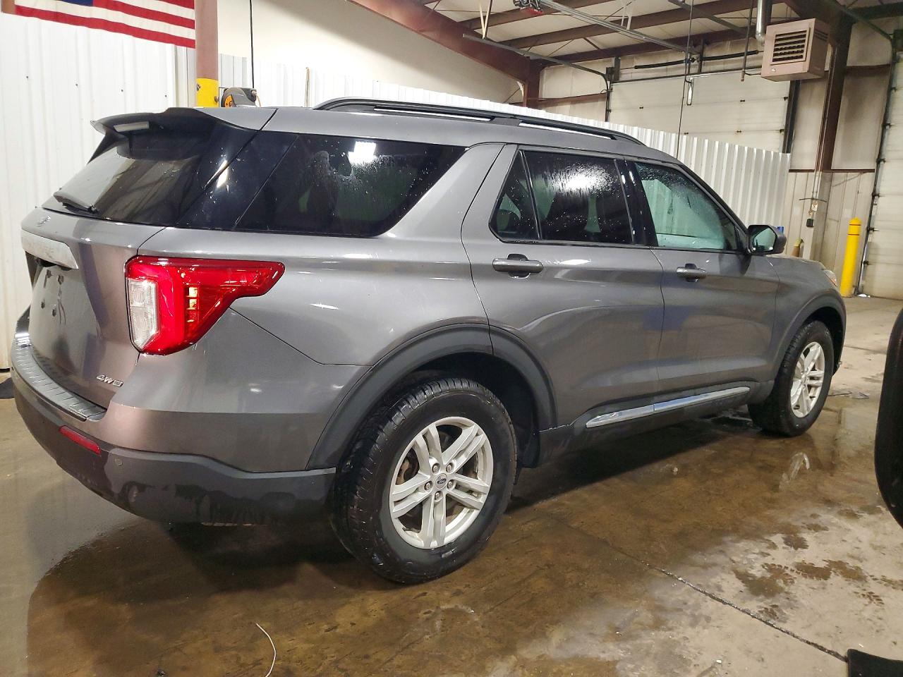 2021 FORD EXPLORER XLT — снимка 3